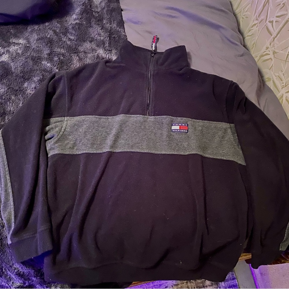 Tommy Hilfiger fleece sweater